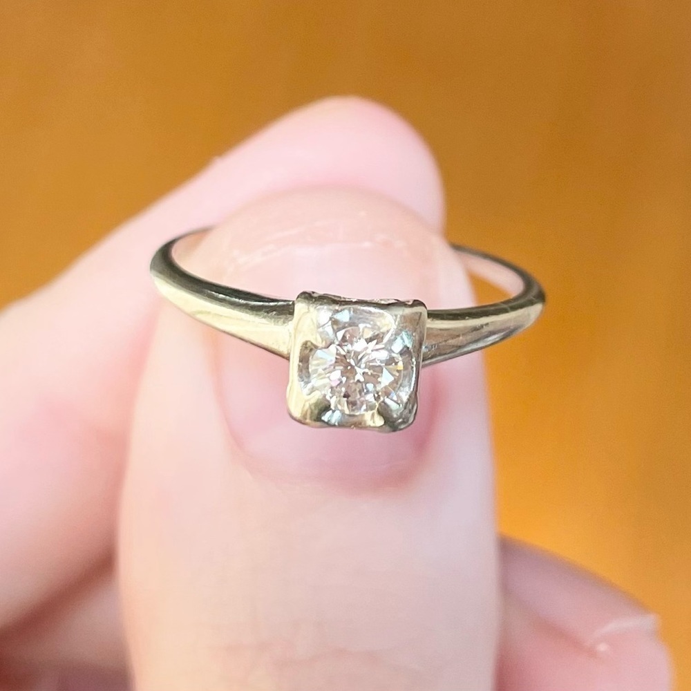 14K Vintage quarter carat round Diamond white gold Artcarved engagement ring - Picture 5 of 13